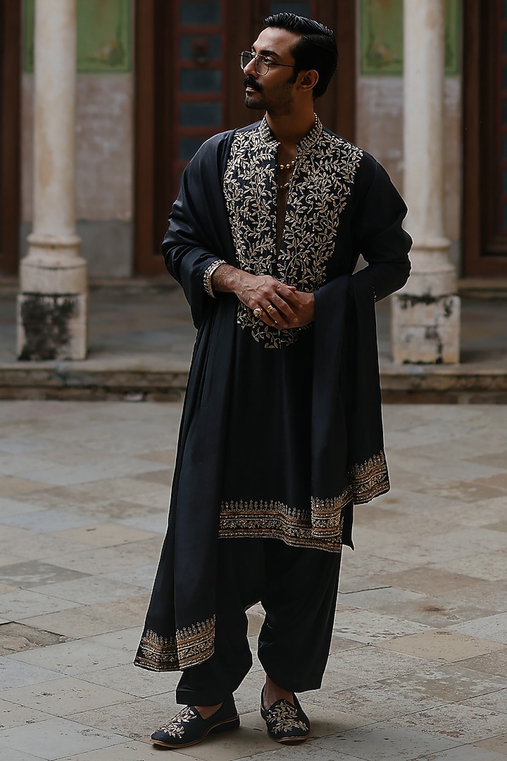 Black Silk Embroidered Stole by Amit Behki at Pernia's Pop Up Shop