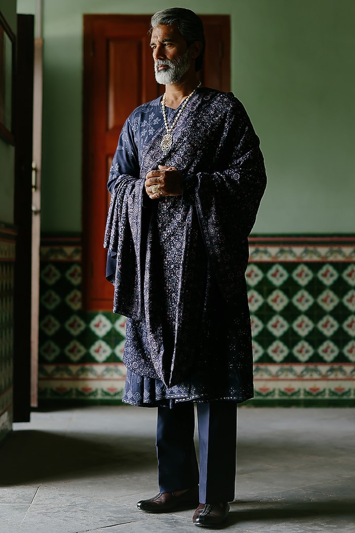 Midnight Blue Pure Georgette Aari Work Stole by Amit Behki at Pernia's Pop Up Shop
