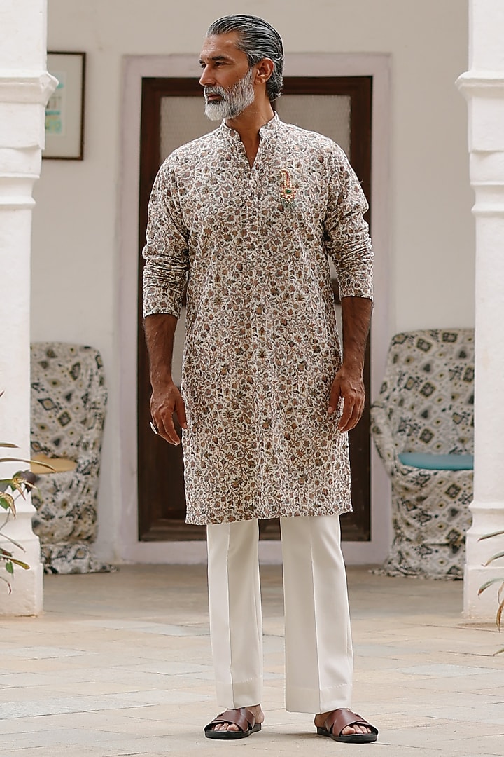 Multi-Colored Pashmina Hand Embroidered Kurta Set by Amit Behki at Pernia's Pop Up Shop
