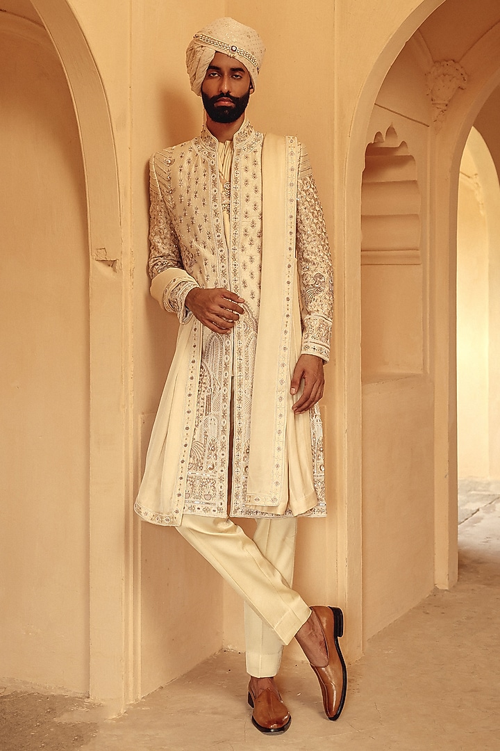 Ivory Raw Silk Hand Embroidered Stole by Amit Behki at Pernia's Pop Up Shop