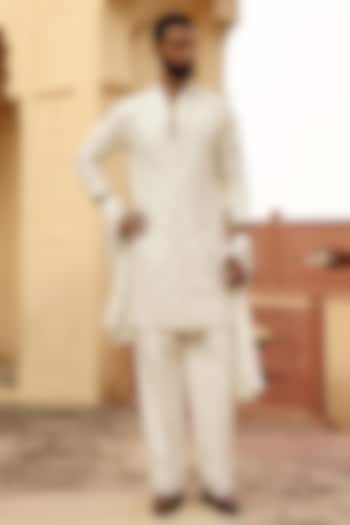 Ivory Raw Silk Mirror Work Kurta Set by Amit Behki at Pernia's Pop Up Shop