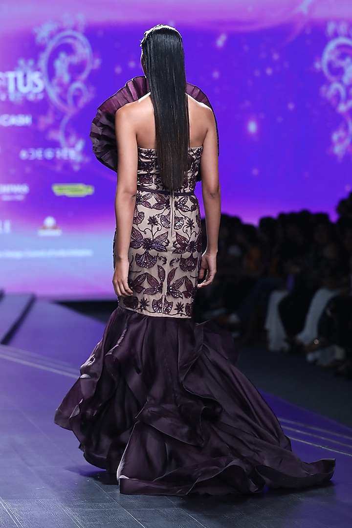 Bordeaux Embroidered Mermaid Gown by AMIT GT at Pernia's Pop Up Shop