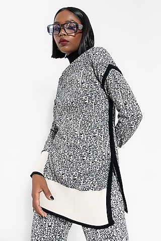 Black & White Knit Sweater by AMKA