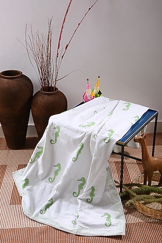 Green & White Eco Friendly Cotton Duck Dohar by Amoliconcepts