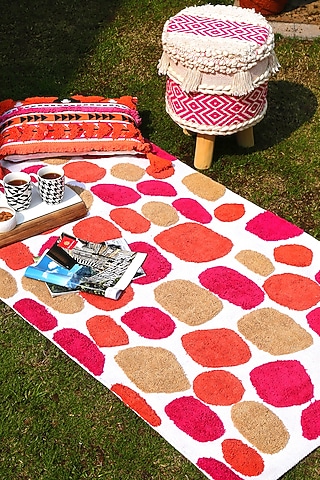 Multi-Colored Handwoven Tufted Rug by Amoliconcepts