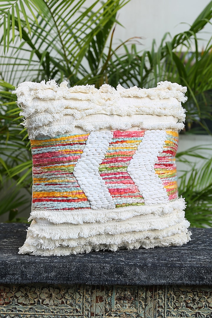 Off-White Cotton Handtufted Cushion Cover by Amoliconcepts at Pernia's Pop Up Shop