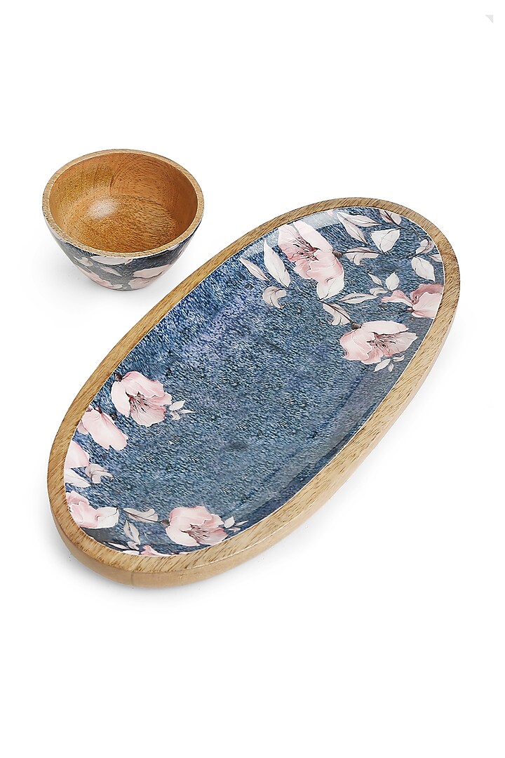 Blue Chip & Dip Platter & Bowl In Flower Design by Amoliconcepts at Pernia's Pop Up Shop