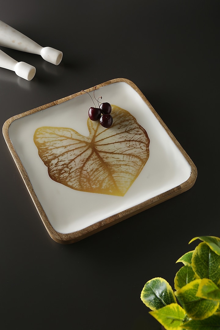 White Enamel Finish Mango Wooden Platter With Gold Leaf Design by Amoliconcepts at Pernia's Pop Up Shop