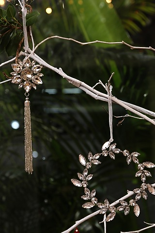 Silver Tone Crystal Star Ornament & Crystal Wreath (Set of 2) by Amoliconcepts