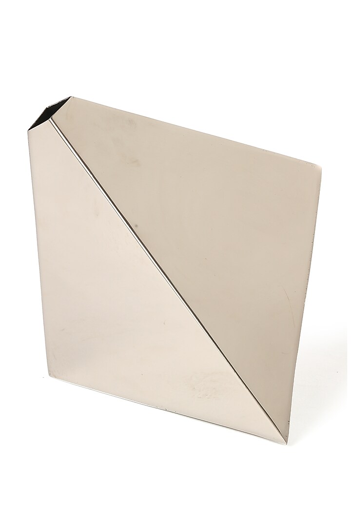 Silver Geometric Design Vase by Amoliconcepts at Pernia's Pop Up Shop