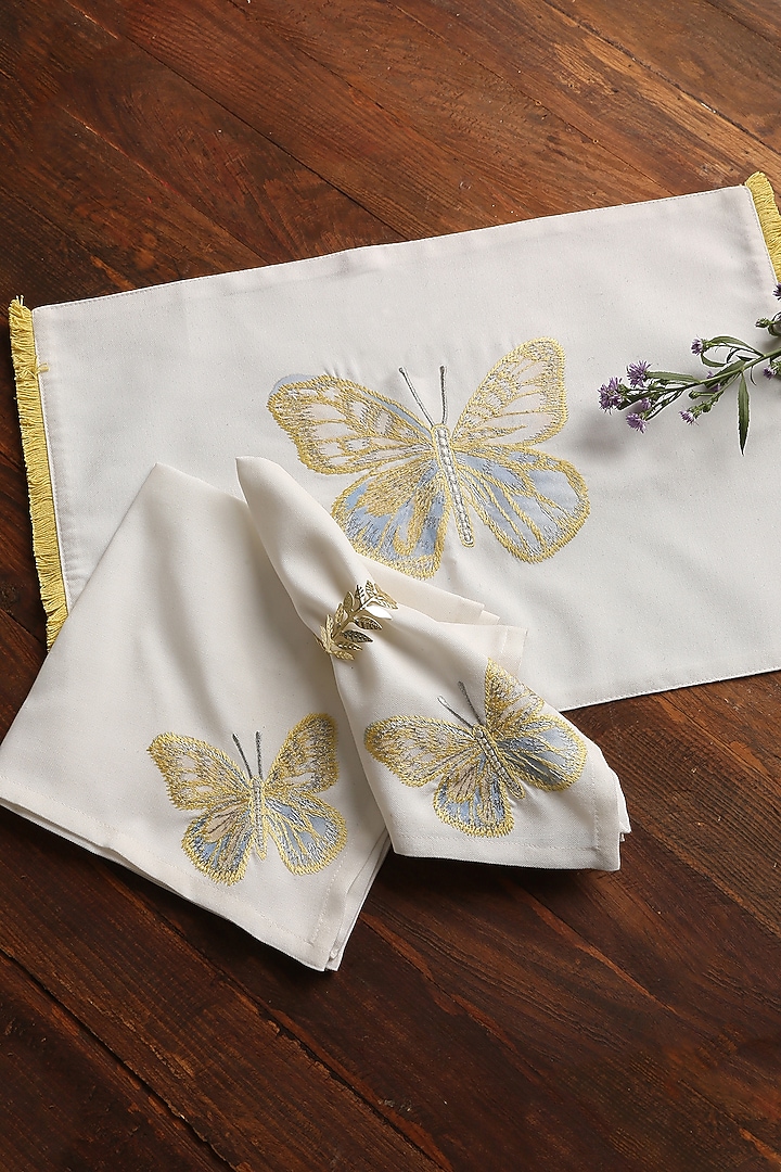 Off-White Cotton Dinner Napkins Set Of 4 by Amoliconcepts at Pernia's Pop Up Shop
