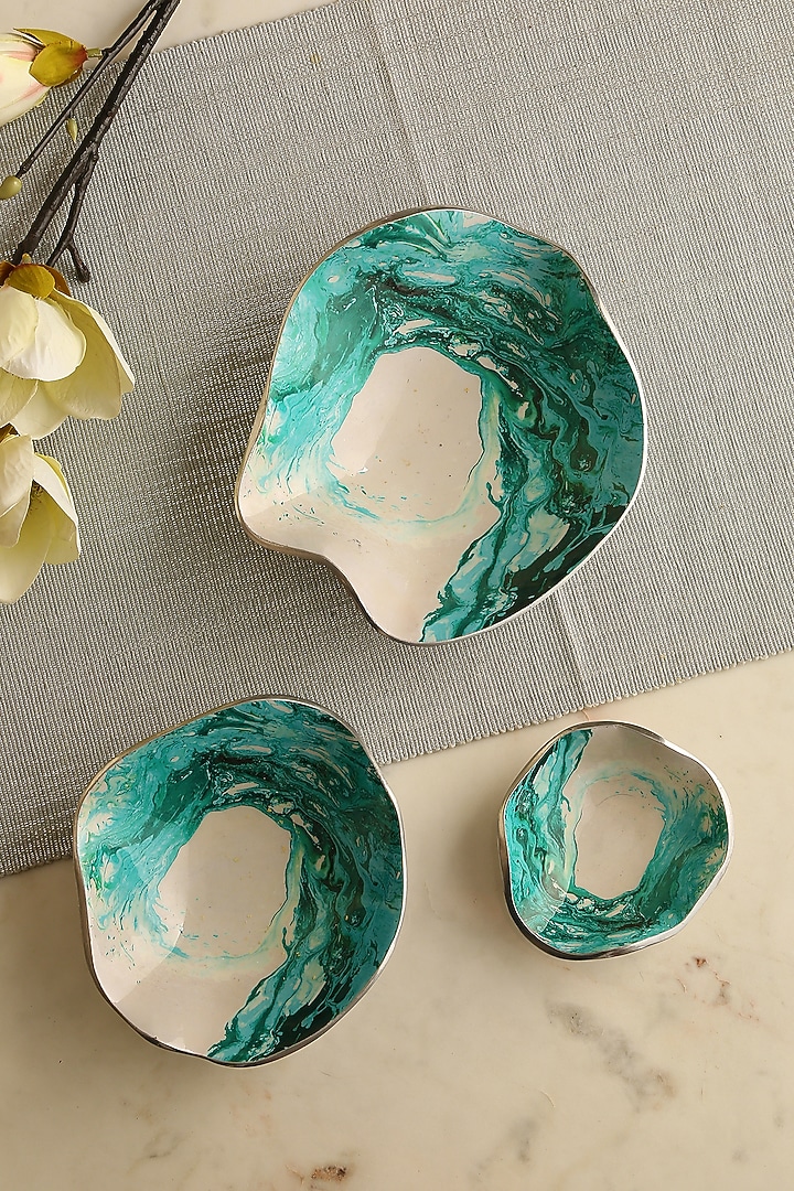 Multi-Coloured Aluminium Platter (Set of 3) by Amoliconcepts at Pernia's Pop Up Shop