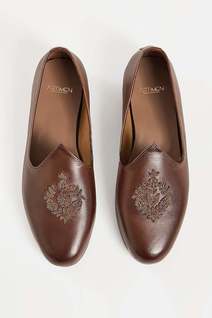 Brown Leather Mojaris by ARTIMEN at Pernia's Pop Up Shop