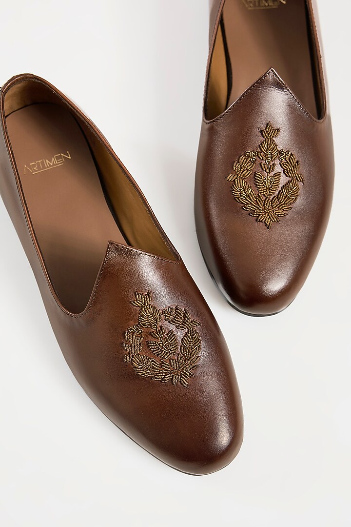 Brown Leather Mojaris by ARTIMEN at Pernia's Pop Up Shop