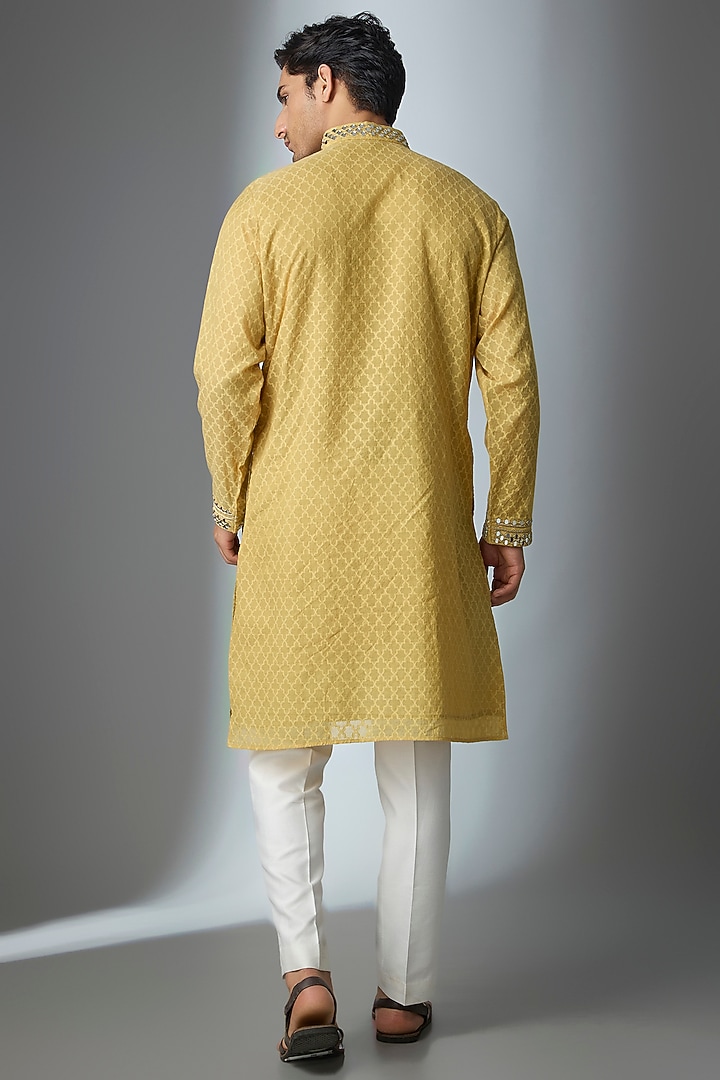 Mustard Chanderi Silk Mirrorwork Kurta by ARTIMEN at Pernia's Pop Up Shop