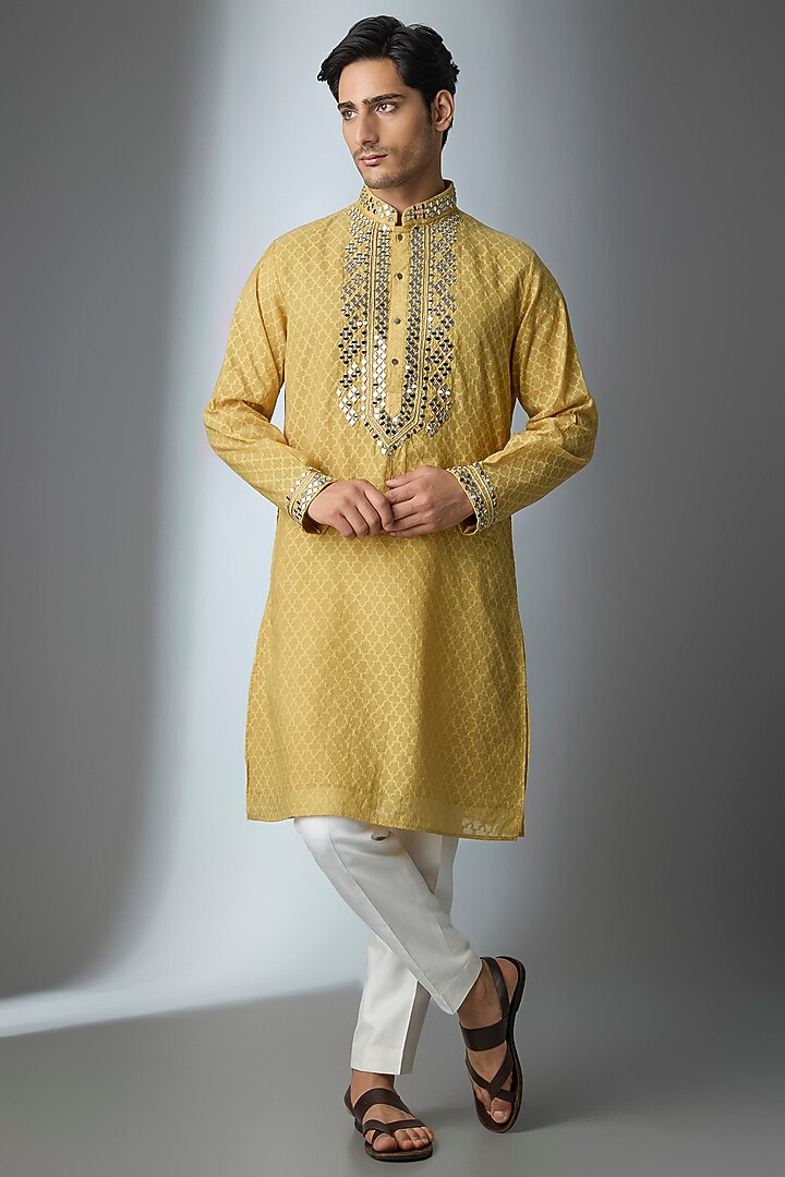 Mustard Chanderi Silk Mirrorwork Kurta by ARTIMEN at Pernia's Pop Up Shop
