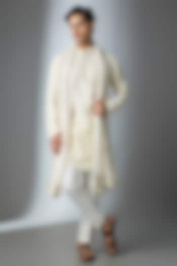 Ivory Chanderi Silk Kurta With Dupatta by ARTIMEN at Pernia's Pop Up Shop