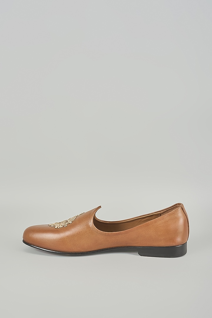 Tan Leather Mojaris by ARTIMEN at Pernia's Pop Up Shop