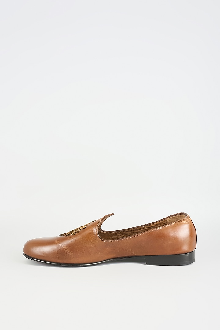 Tan Leather Juttis by ARTIMEN at Pernia's Pop Up Shop