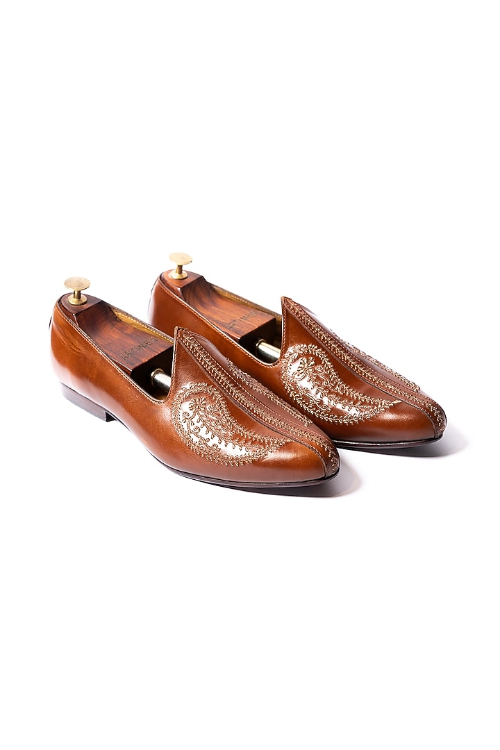 Burnt Tan Leather Juttis by ARTIMEN at Pernia's Pop Up Shop