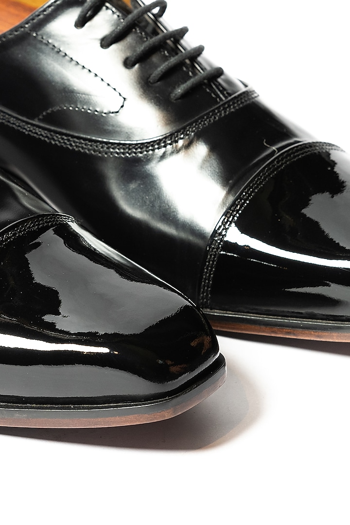 Black Patent Leather Oxfords Shoes by ARTIMEN at Pernia's Pop Up Shop