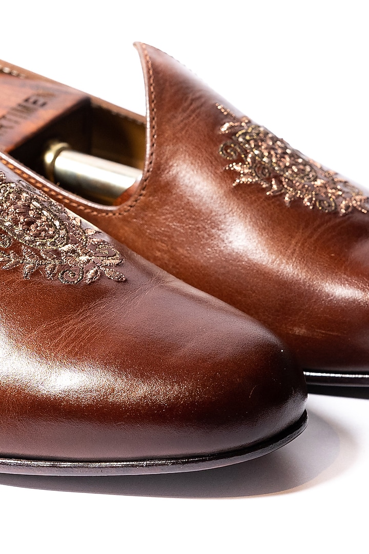 Brown Leather Juttis by ARTIMEN at Pernia's Pop Up Shop
