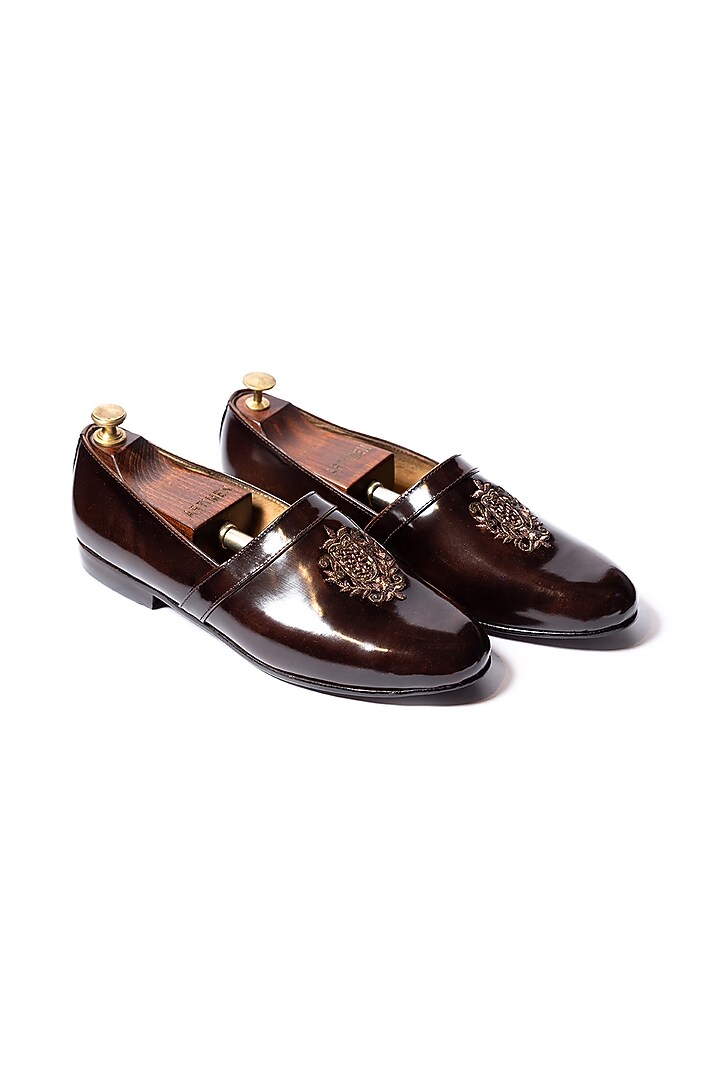 Burnt Brown Leather Embroidered Shoes by ARTIMEN at Pernia's Pop Up Shop