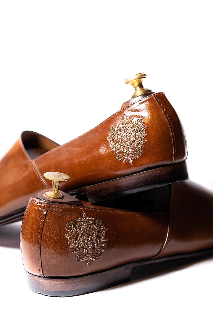 Burnt Tan Leather Embroidered Shoes by ARTIMEN at Pernia's Pop Up Shop