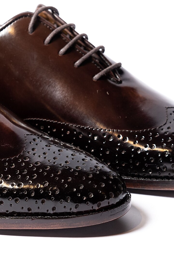 Burnt Brown Leather Shoes by ARTIMEN at Pernia's Pop Up Shop