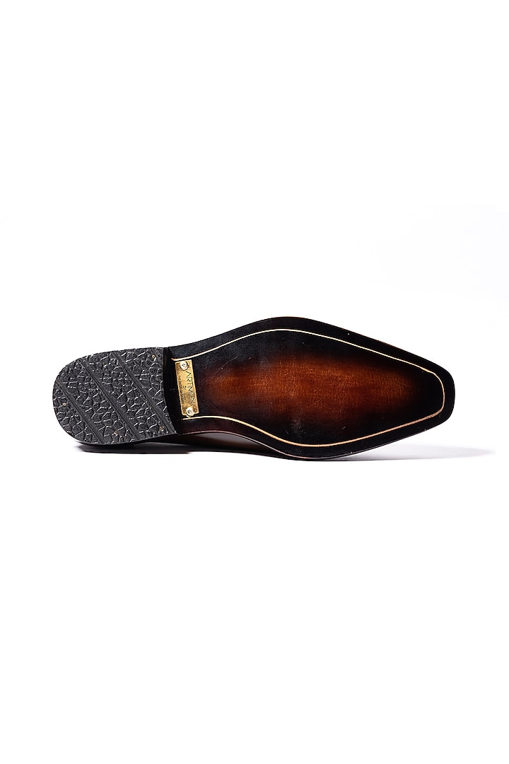 Burnt Brown Leather Handcrafted Oxford Shoes by ARTIMEN at Pernia's Pop Up Shop