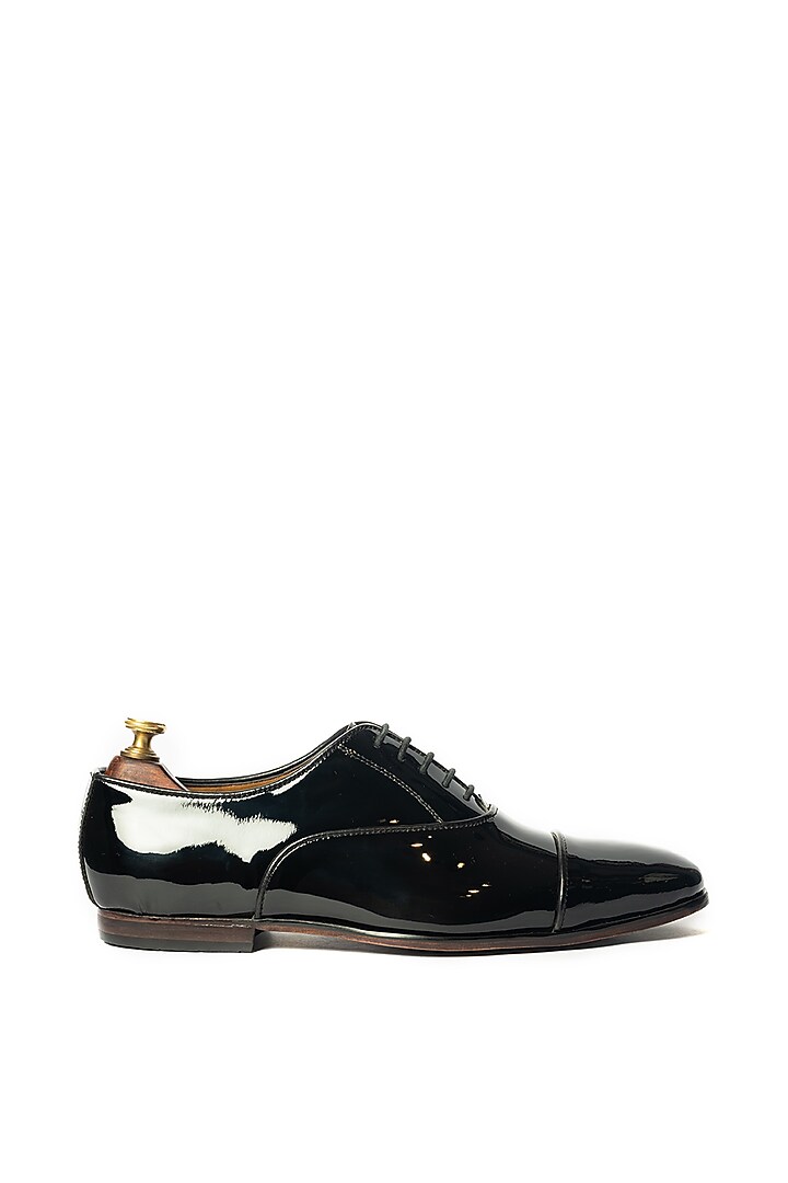 Black Patent Leather Oxford Shoes by ARTIMEN at Pernia's Pop Up Shop