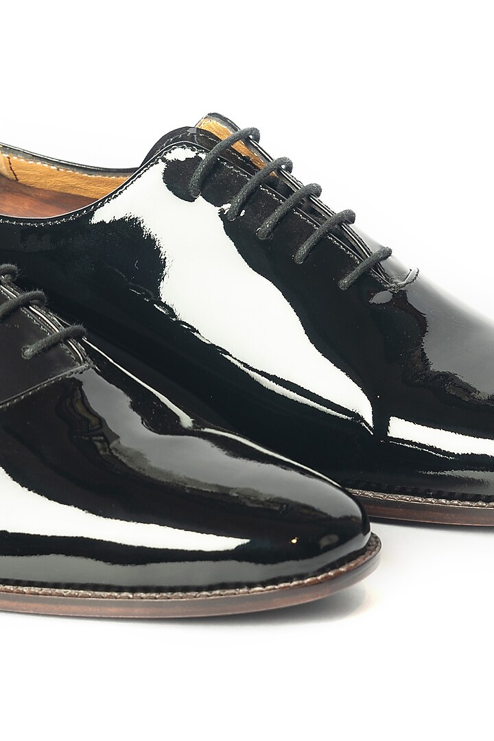 Black Patent Leather Oxford Shoes by ARTIMEN at Pernia's Pop Up Shop