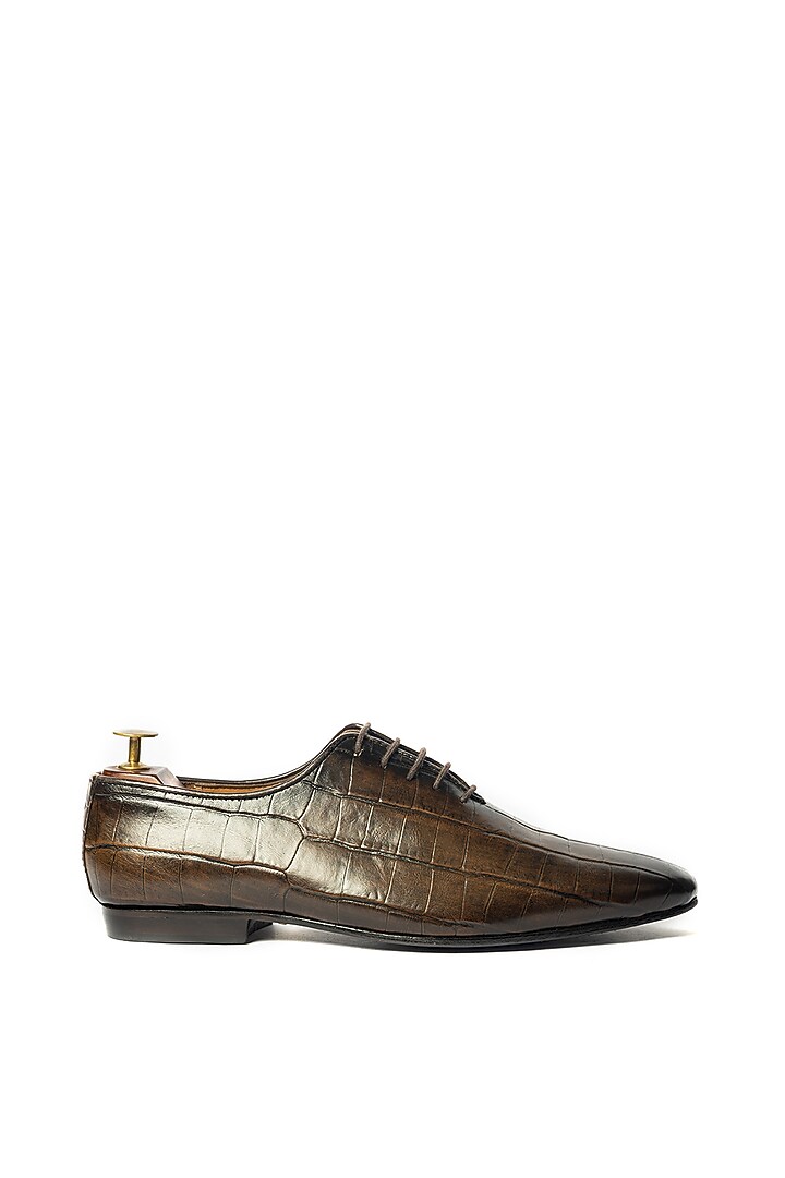 Brown Leather Croc Embossed Shoes by ARTIMEN at Pernia's Pop Up Shop