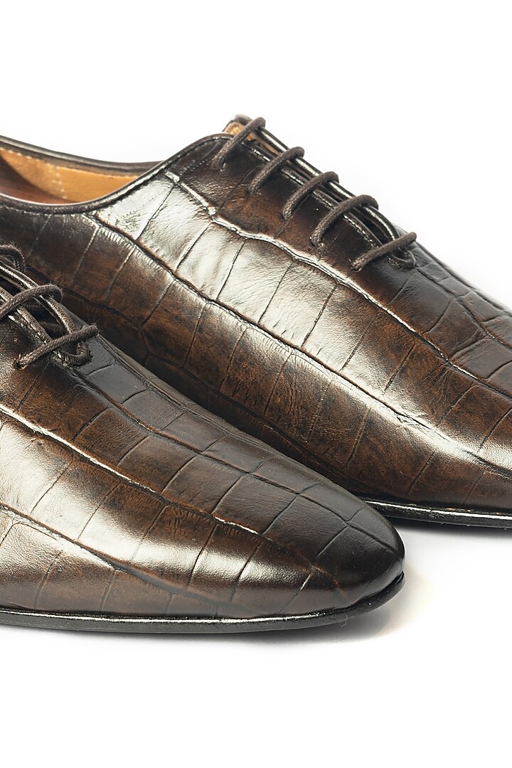 Brown Leather Croc Embossed Shoes by ARTIMEN at Pernia's Pop Up Shop