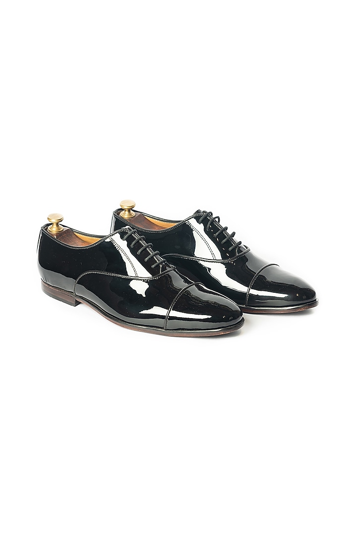 Black Patent Leather Oxford Shoes by ARTIMEN at Pernia's Pop Up Shop