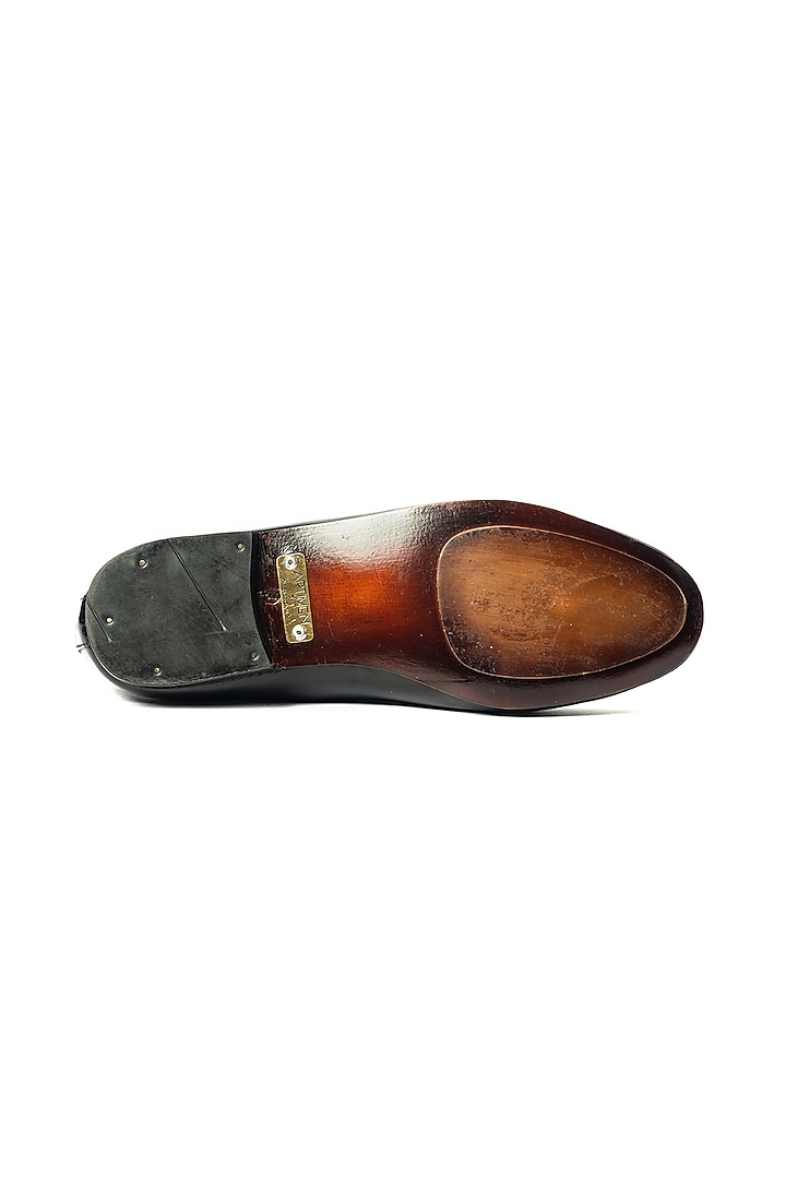 Black Leather Juttis by ARTIMEN at Pernia's Pop Up Shop