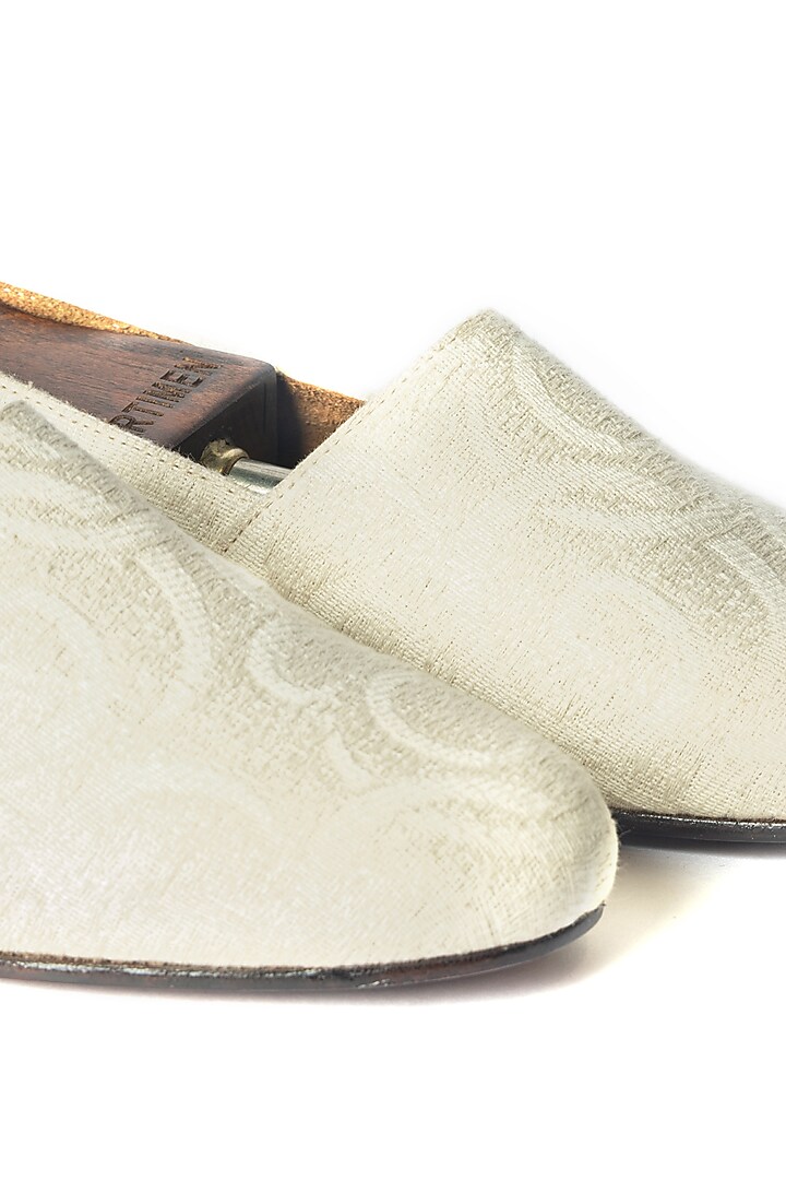 Off-White Stone Washed Motifs Embroidered Shoes by ARTIMEN at Pernia's Pop Up Shop