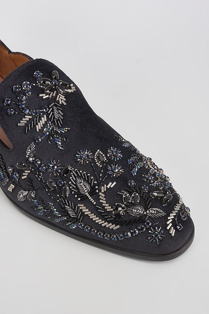 Black Leather Hand Embroidered Juttis by ARTIMEN at Pernia's Pop Up Shop