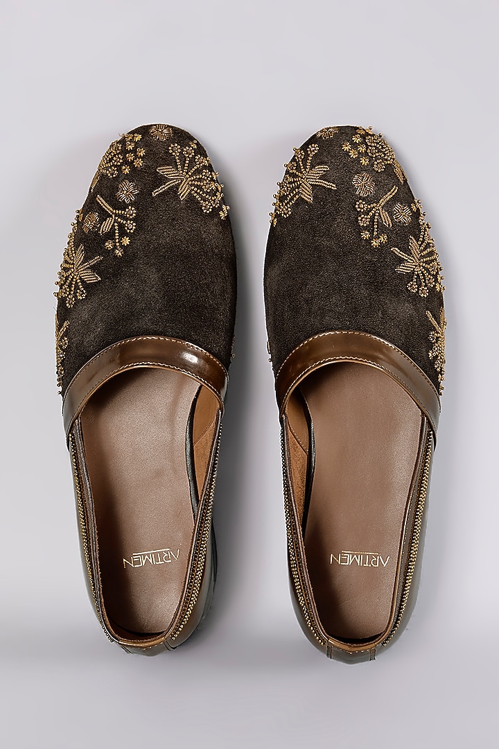 Brown Leather Dabka Hand Embroidered Juttis by ARTIMEN at Pernia's Pop Up Shop