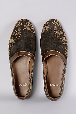 Brown Leather Dabka Hand Embroidered Juttis by ARTIMEN