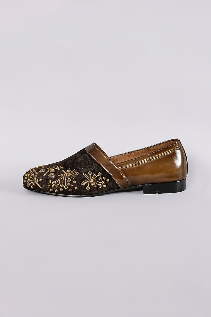Brown Leather Dabka Hand Embroidered Juttis by ARTIMEN at Pernia's Pop Up Shop