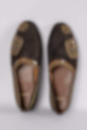 Brown Leather Dabka Hand Embroidered Juttis by ARTIMEN at Pernia's Pop Up Shop