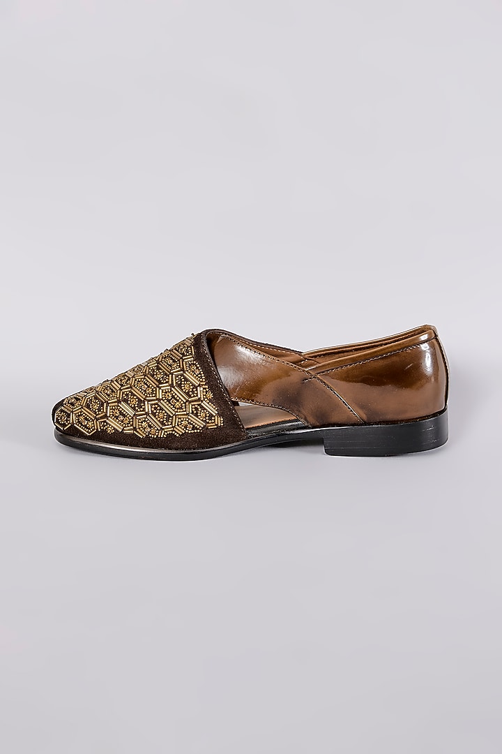 Brown Leather Dabka Hand Embroidered Juttis by ARTIMEN at Pernia's Pop Up Shop
