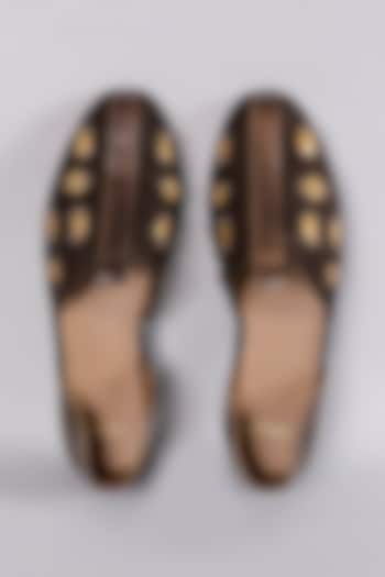 Brown Leather Dabka Hand Embroidered Juttis by ARTIMEN at Pernia's Pop Up Shop