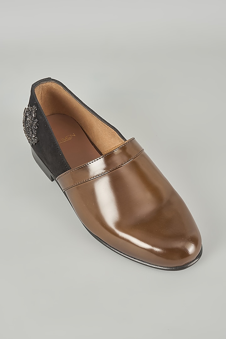 Brown & Black Leather Mojaris by ARTIMEN at Pernia's Pop Up Shop