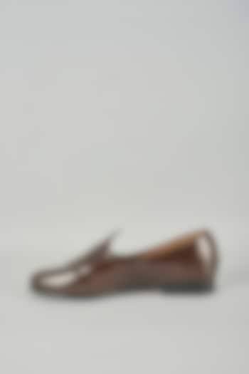 Brown Leather Mojaris by ARTIMEN at Pernia's Pop Up Shop