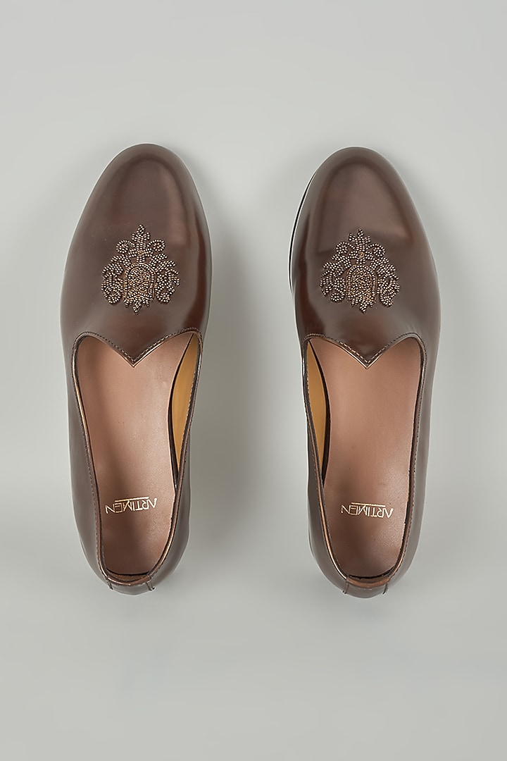 Brown Leather Mojaris by ARTIMEN at Pernia's Pop Up Shop