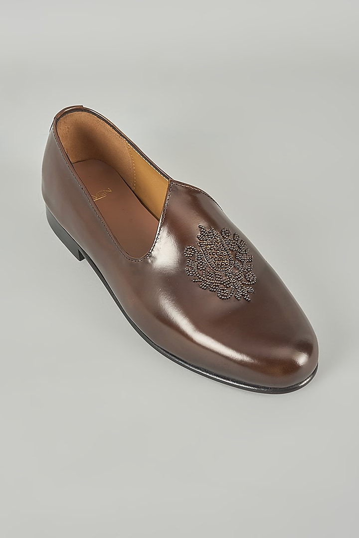 Brown Leather Mojaris by ARTIMEN at Pernia's Pop Up Shop