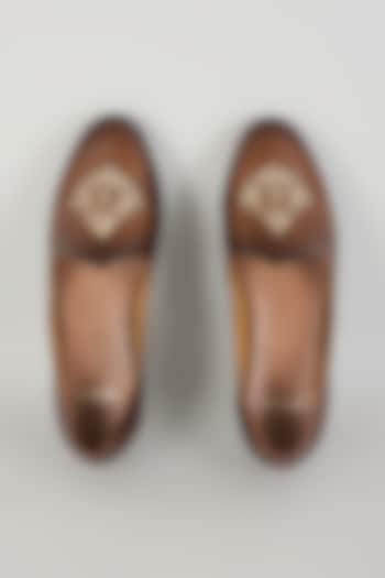 Brown Leather Mojaris by ARTIMEN at Pernia's Pop Up Shop