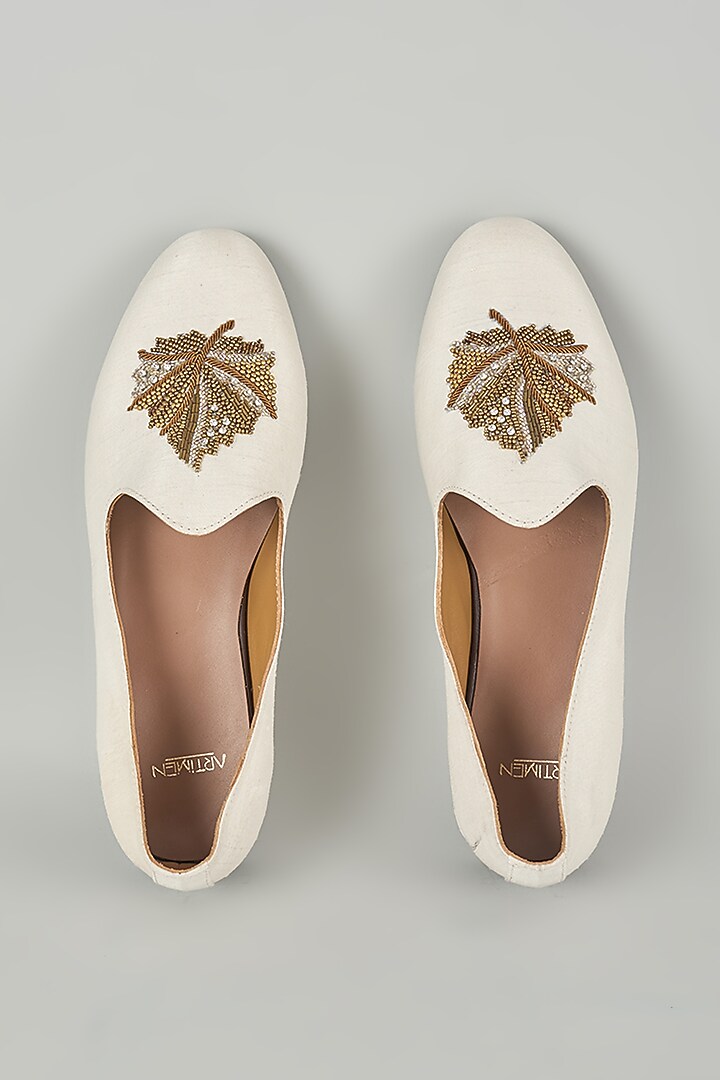 Ivory Leather Mojaris by ARTIMEN at Pernia's Pop Up Shop